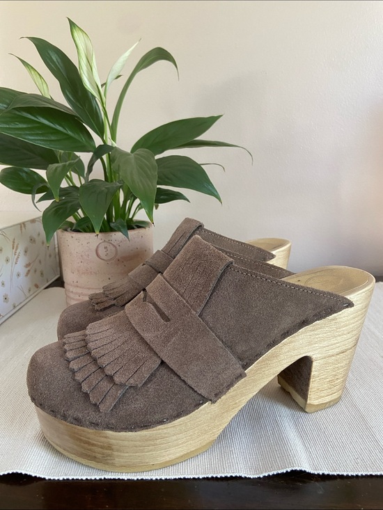 No. 6 Shoes - No, 6 Kiltie Platform Suede Clogs  Light Brown wirh Fringe Detail Size 8 1/2